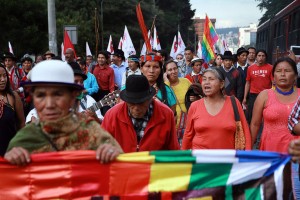 Indígenas ecuatorianos constamente realizan marcha para que sus derechos sean reconocidos. Fotografía: Mongabay.