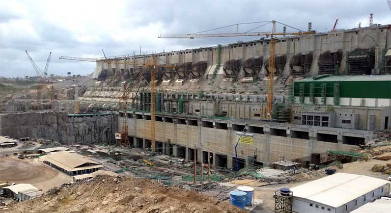 The Belo Monte dam being built. It was originally planned in the 1970s as a series of dams. Photo by Pascalg622 under the terms of the GNU Free Documentation License, Version 1.2 or any later