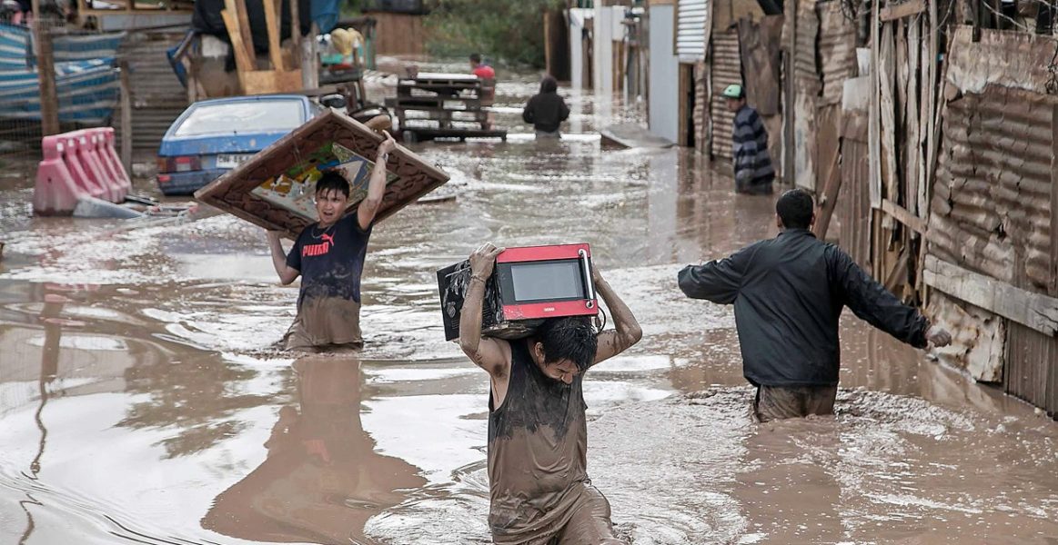 Lluvias extremas e inundaciones: especialistas explican por qué golpean actualmente a países de América del Sur Inundaciones_peru_distintaslatitudes-1163x600